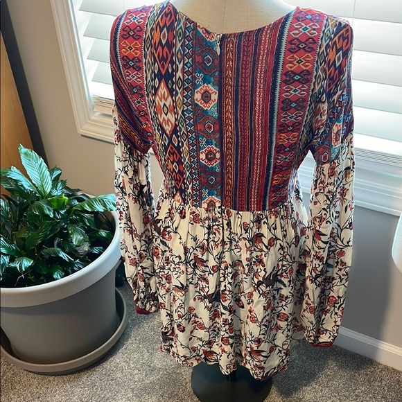 Anthropologie Sunday in Brooklyn Bohemian long sleeve tunic size Medium - Picture 8 of 8